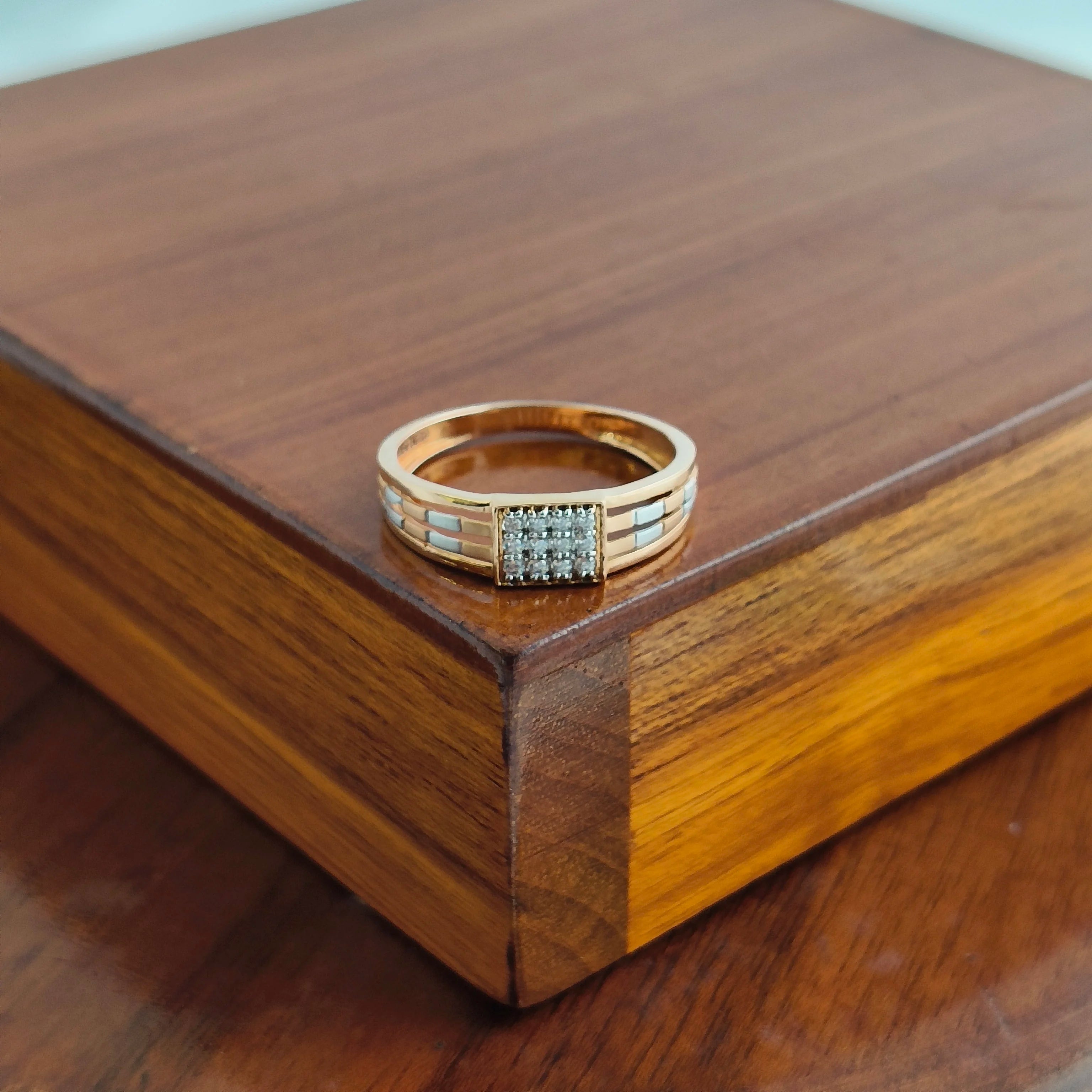 Namivaa 18K Rose Gold Square Cluster Ring Women Geometric Band Fine Jewelry Daily Wear Gift High Polish Finish
