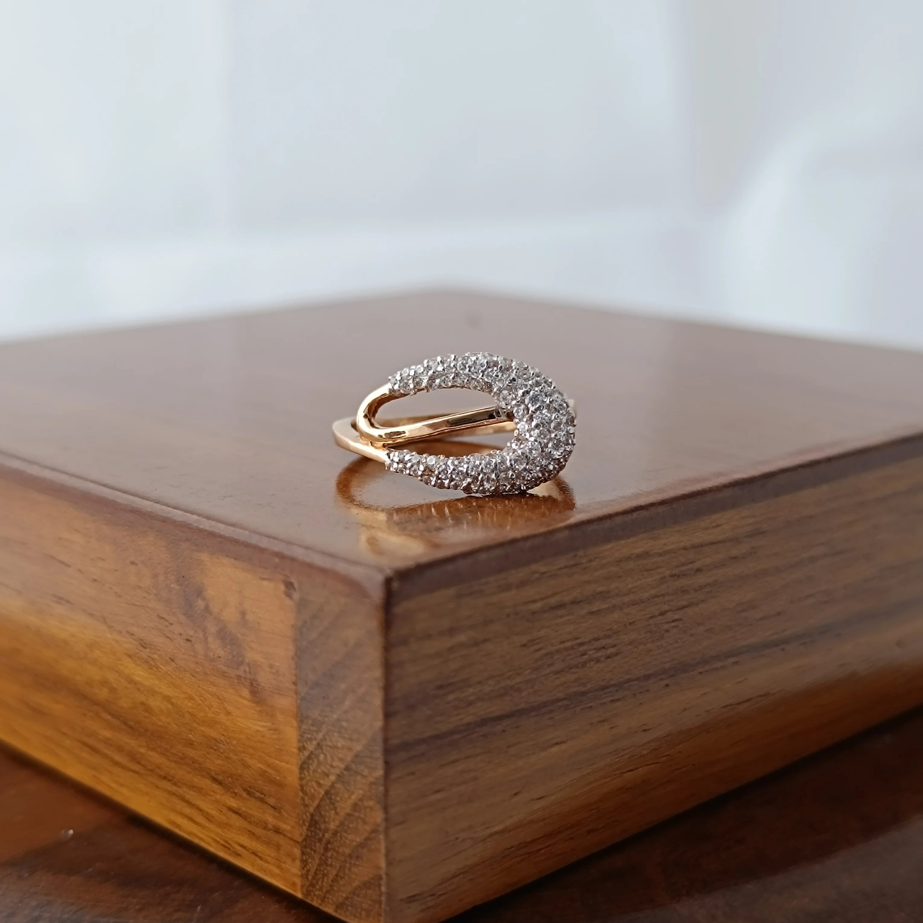 Namivaa Curved Wrap Design Statement Cocktail Ring for Women Elegant Party Wedding Jewelry Polished