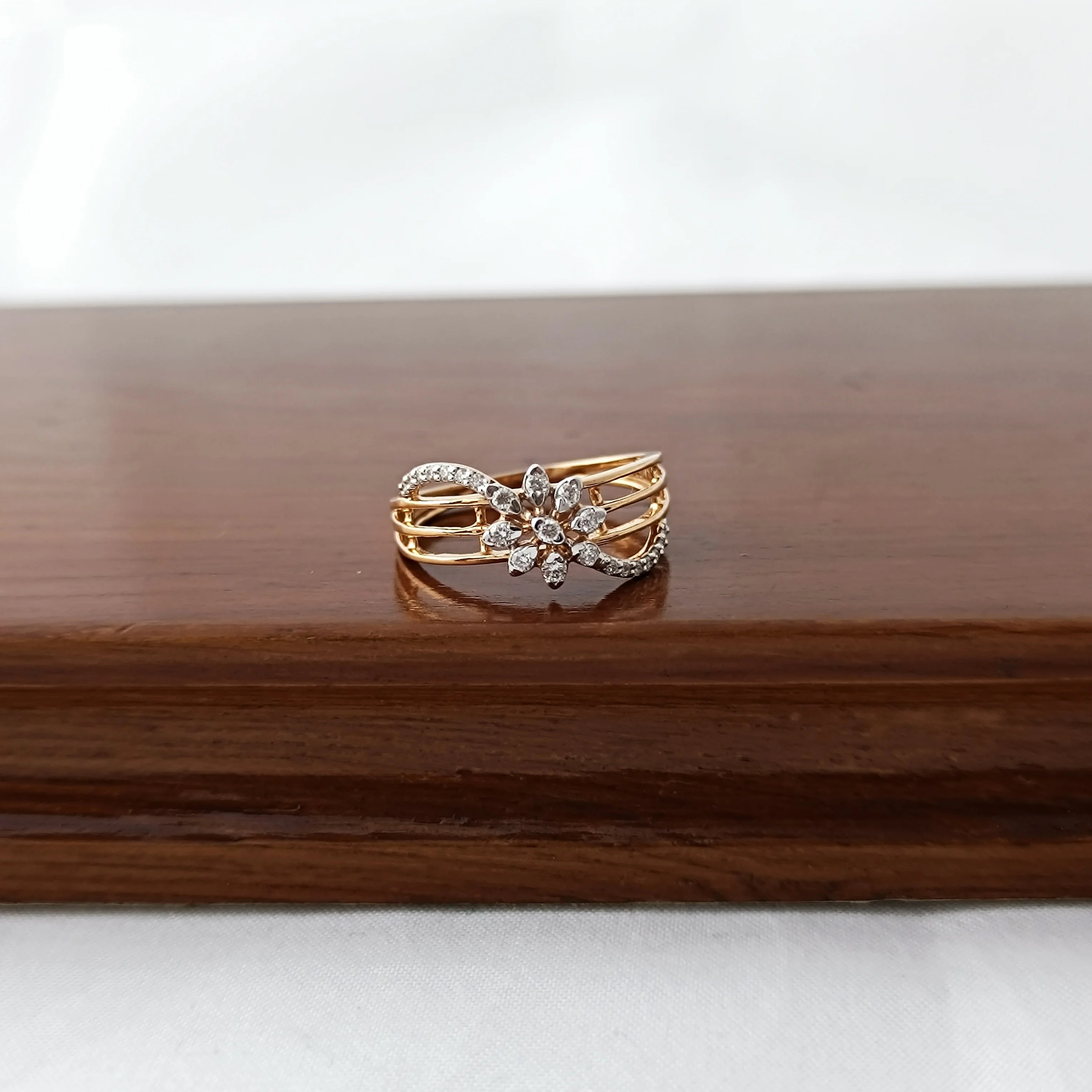 Namivaa 18ct Gold Cubic Zirconia Floral Cluster Multi Layer Ring Women Elegant Design Wedding Engagement Party Fine Jewelry
