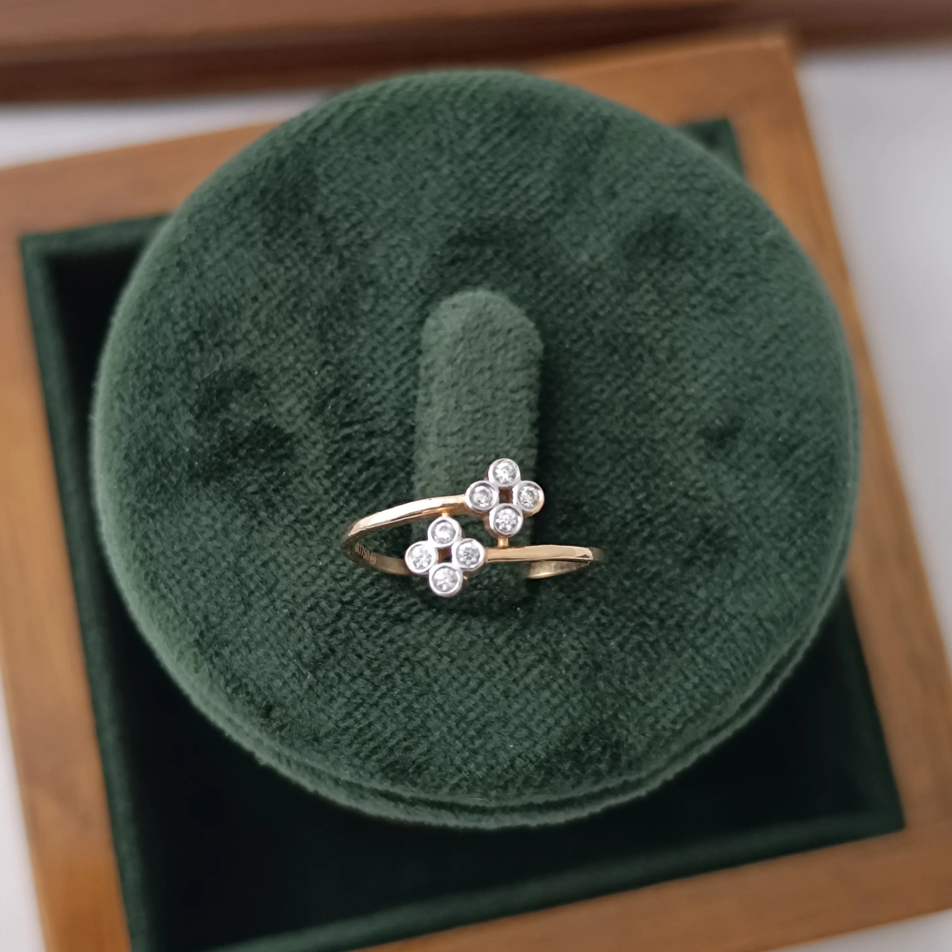 Namivaa 18ct Gold Cubic Zirconia Double Flower Open Ring Women Elegant Minimal Floral Design Wedding Party Daily Wear Fine