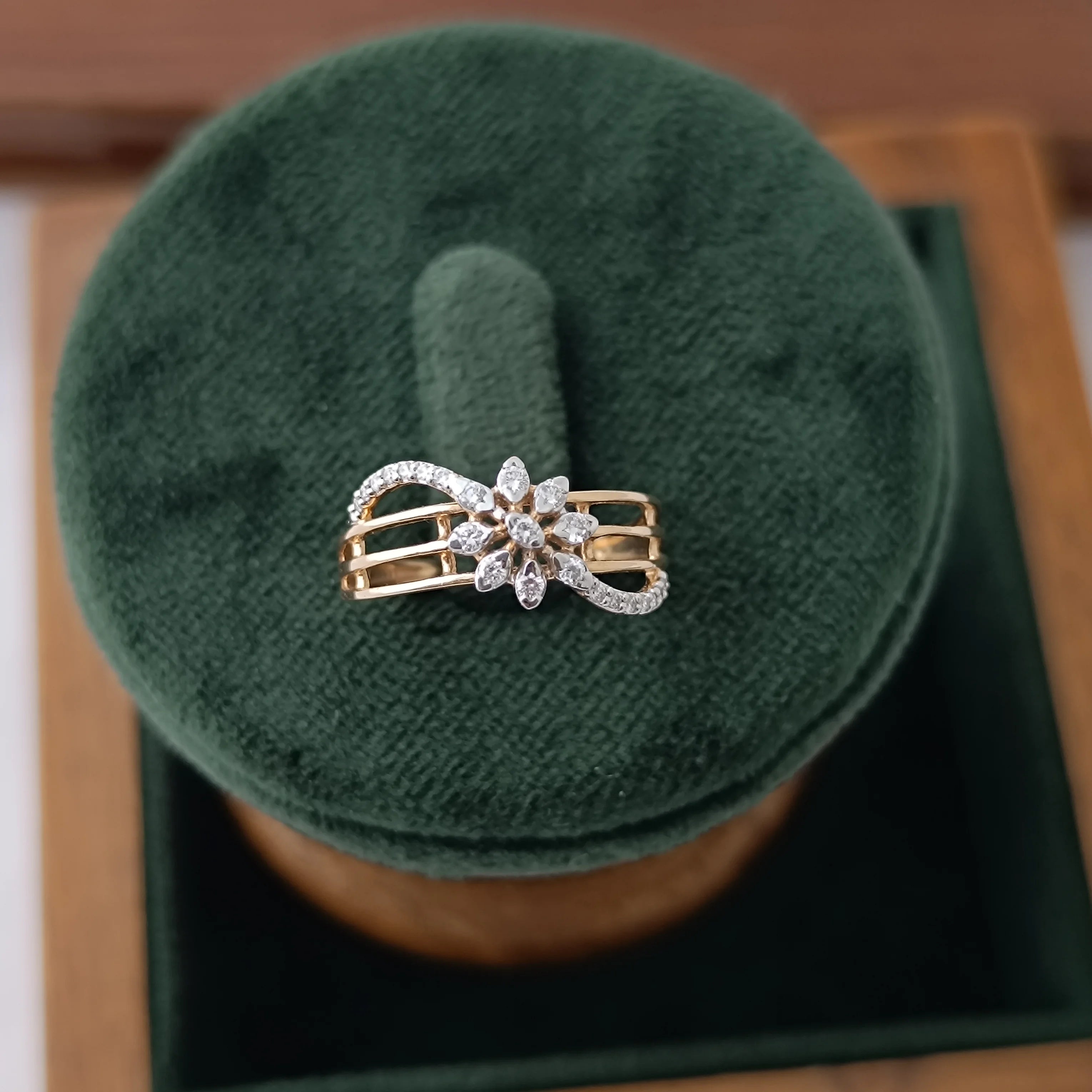 Namivaa 18ct Gold Cubic Zirconia Floral Cluster Multi Layer Ring Women Elegant Design Wedding Engagement Party Fine Jewelry