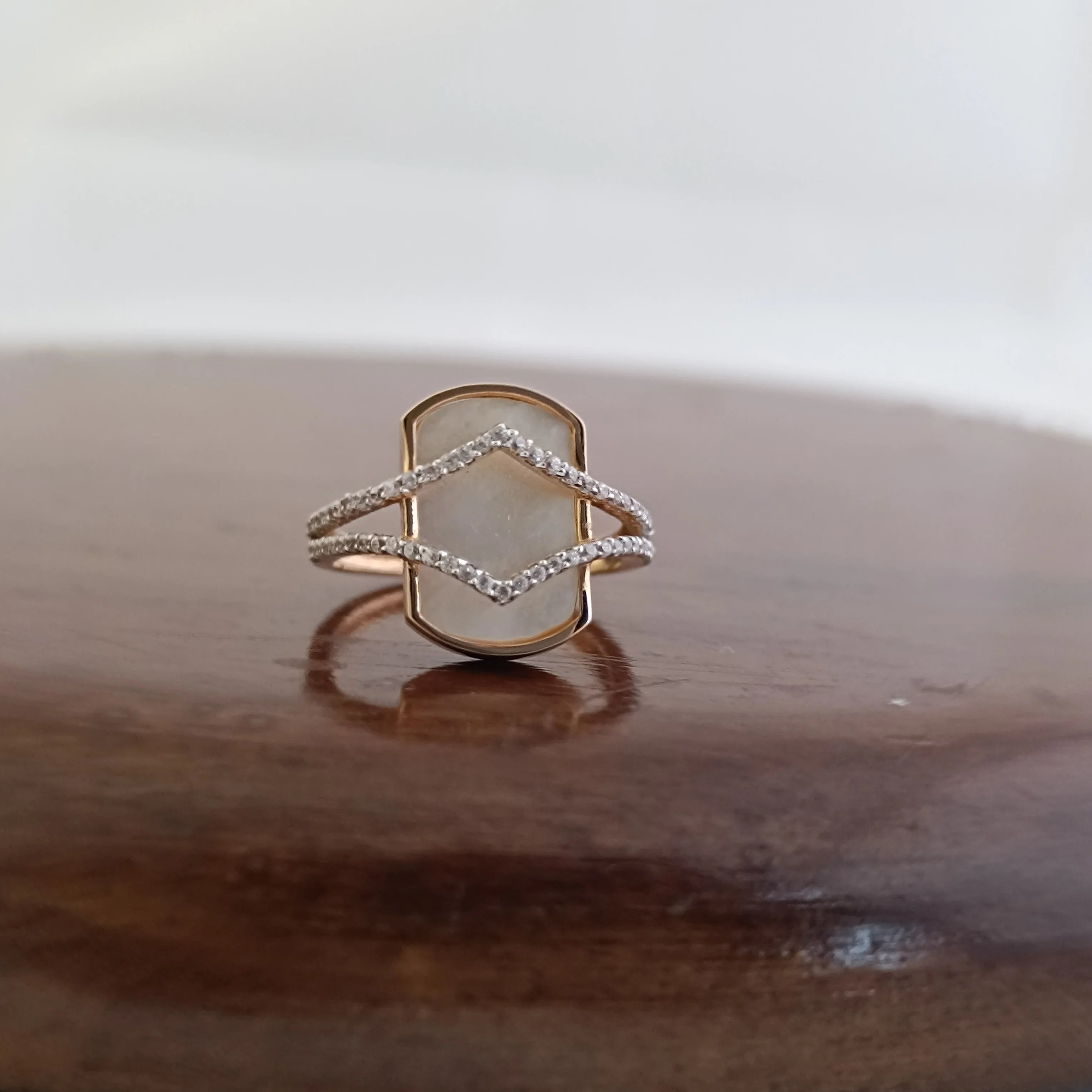 Namivaa Geometric Hexagon Design Elegant Statement Party Halo Ring for Women