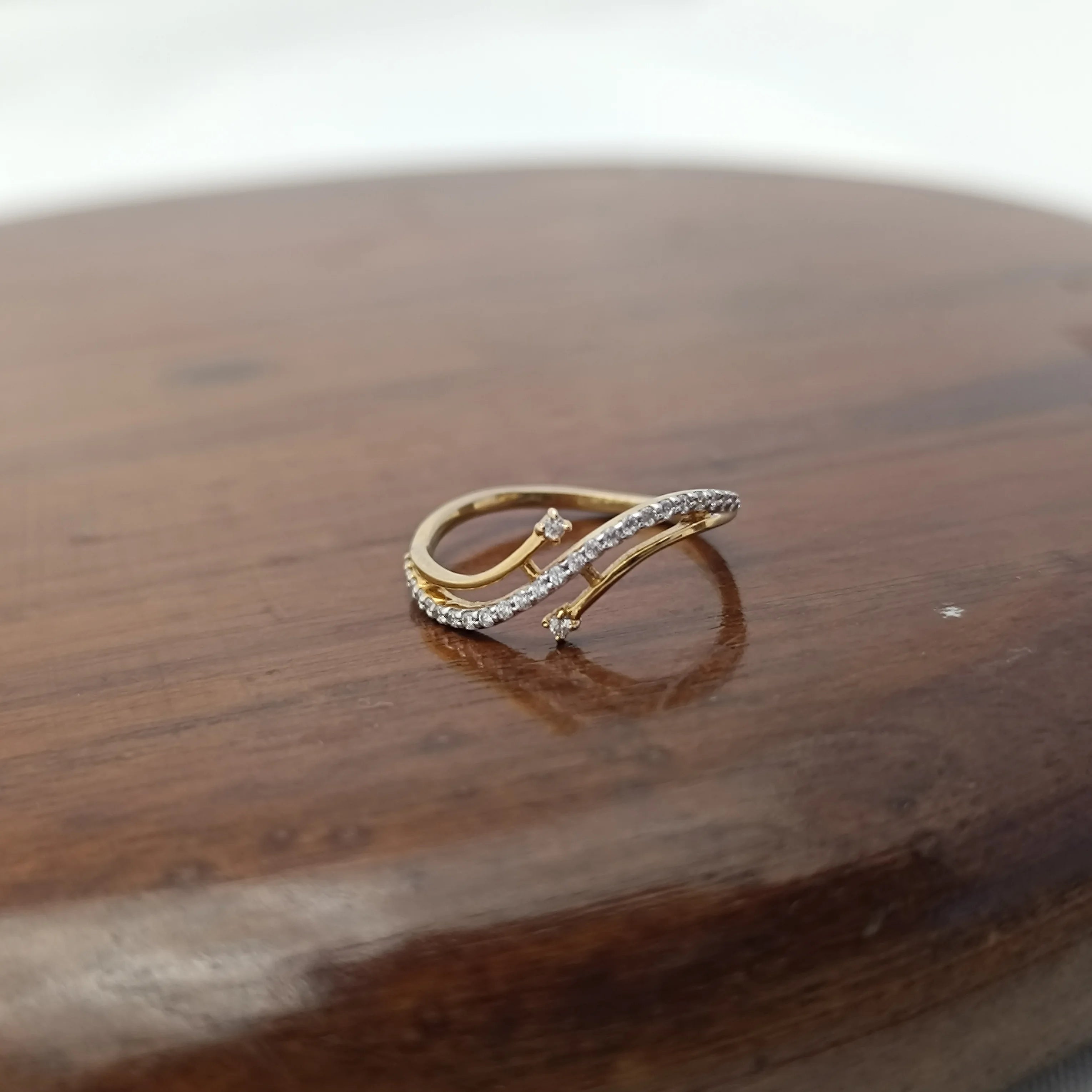 Namivaa Curved Open Pave Set Minimalist Wrap Design Elegant Stackable Ring Women Daily Wear Gift