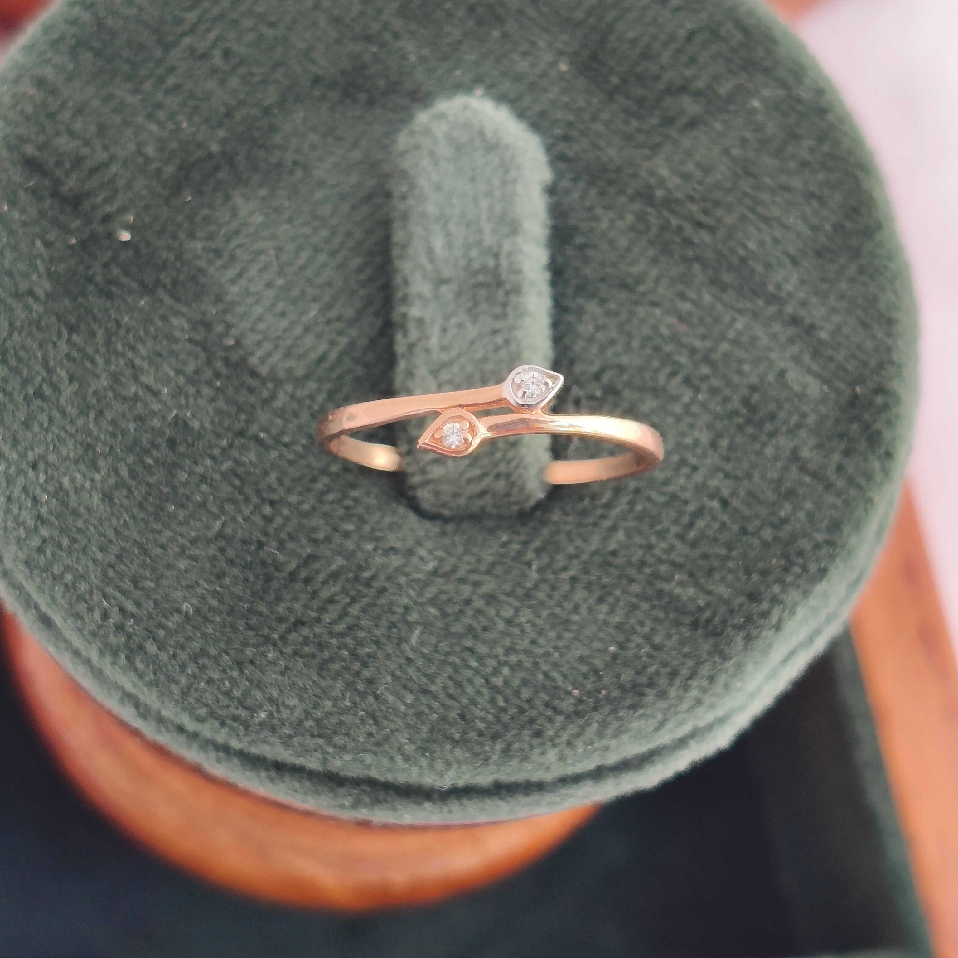 Namivaa Leaf Bypass Ring Minimalist Nature Inspired Open Band Women Wedding Party Daily Wear Gift High Polish Micro Insert