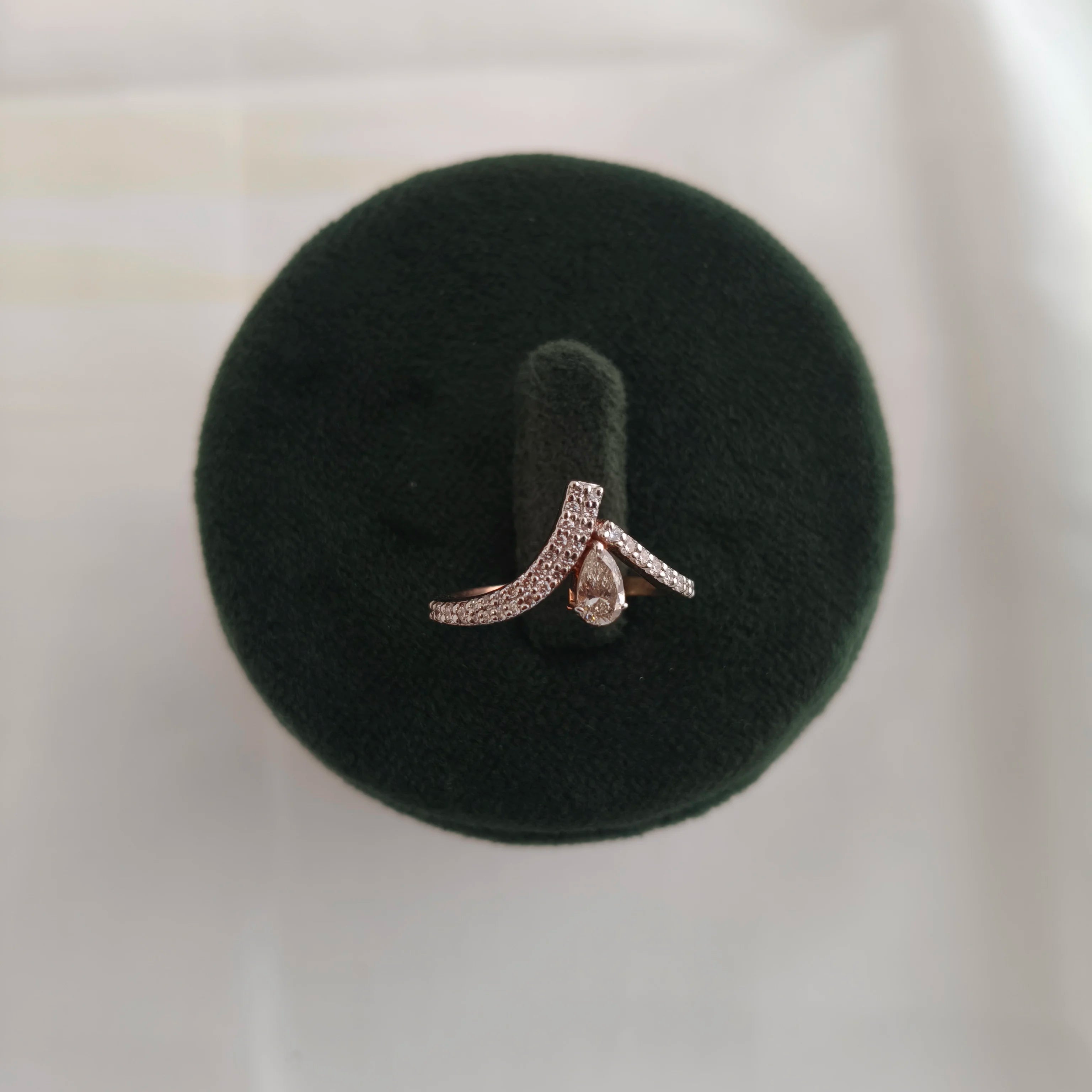 Namivaa 18K Rose Gold Marquise Cut Diamond V Shape Ring Women Elegant Pave Band Fine Jewelry Cocktail Daily Wear Gift