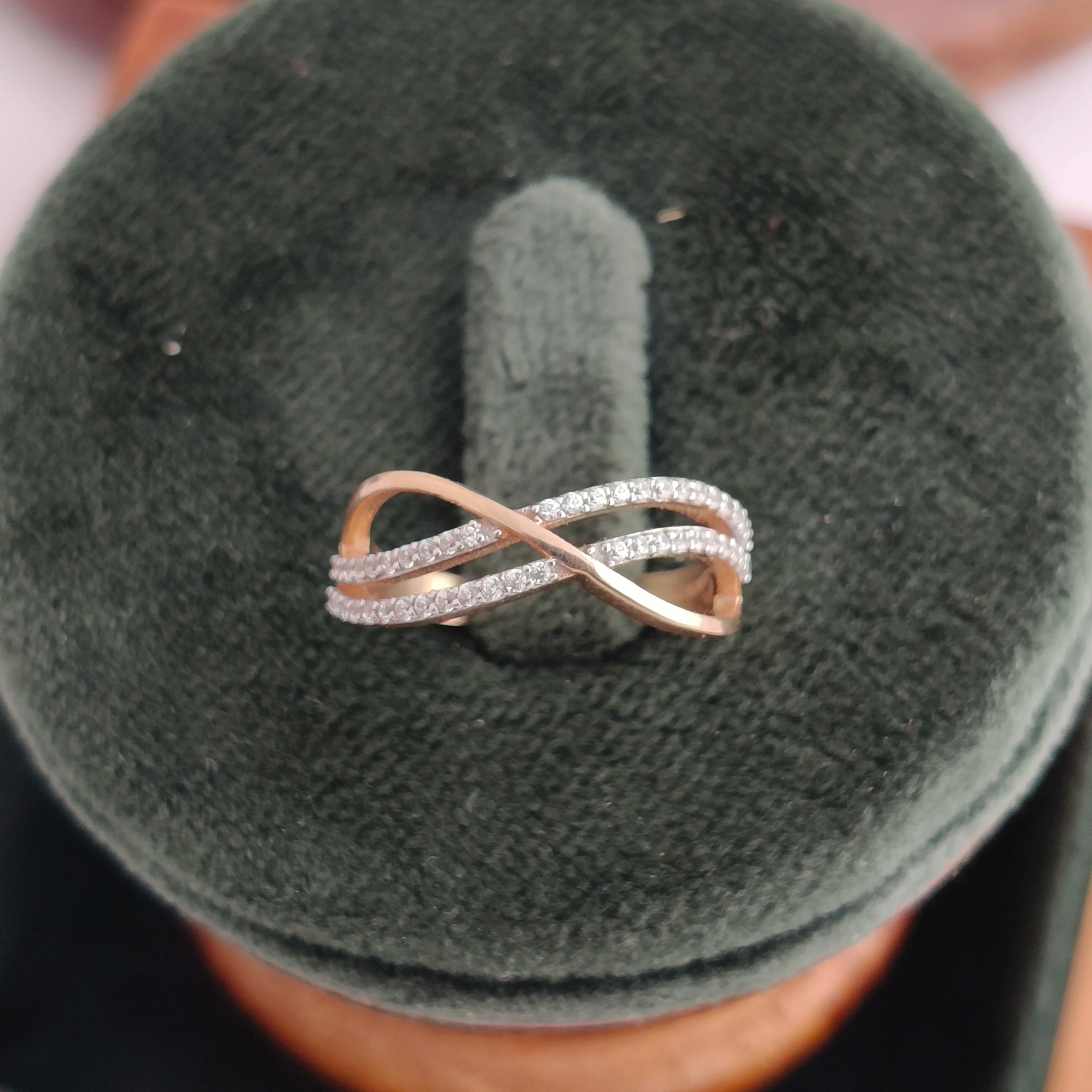 Namivaa 18K Rose Gold Infinity Twist Ring Women Multi Row Band Minimalist Elegant Daily Wear Party High Polish Finish