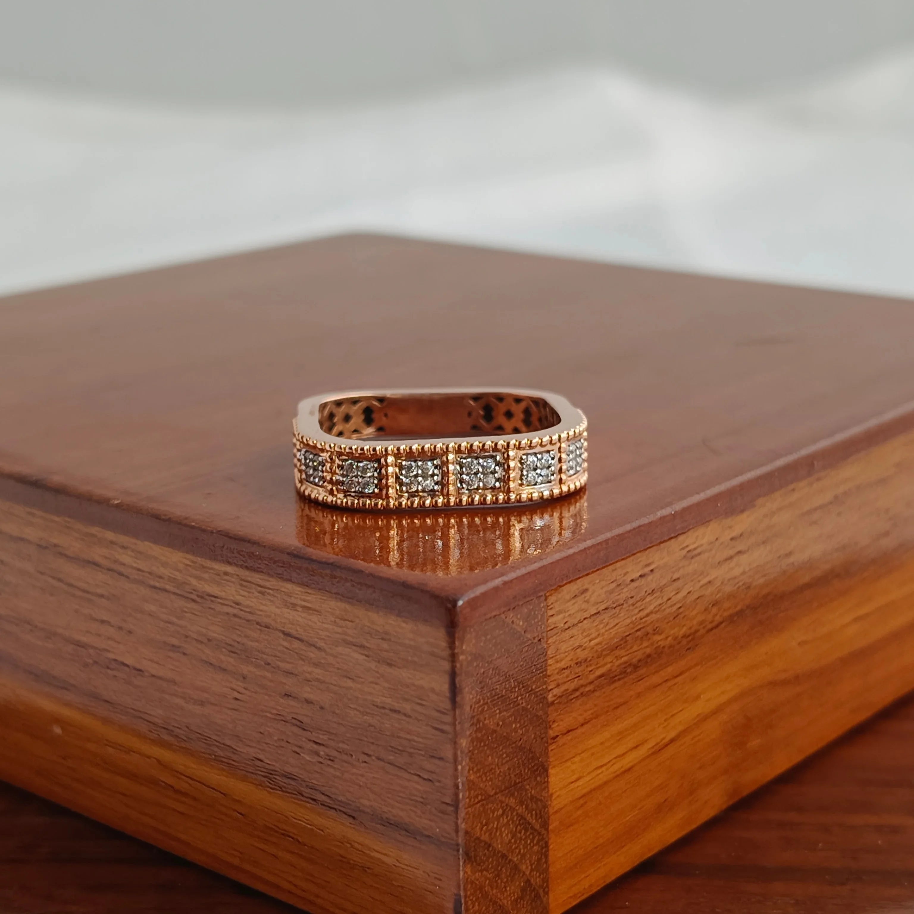 Namivaa 18K Rose Gold Diamond Eternity Band Ring Women Vintage Milgrain Square Setting Pave Daily Wear Gift High Polish Finish