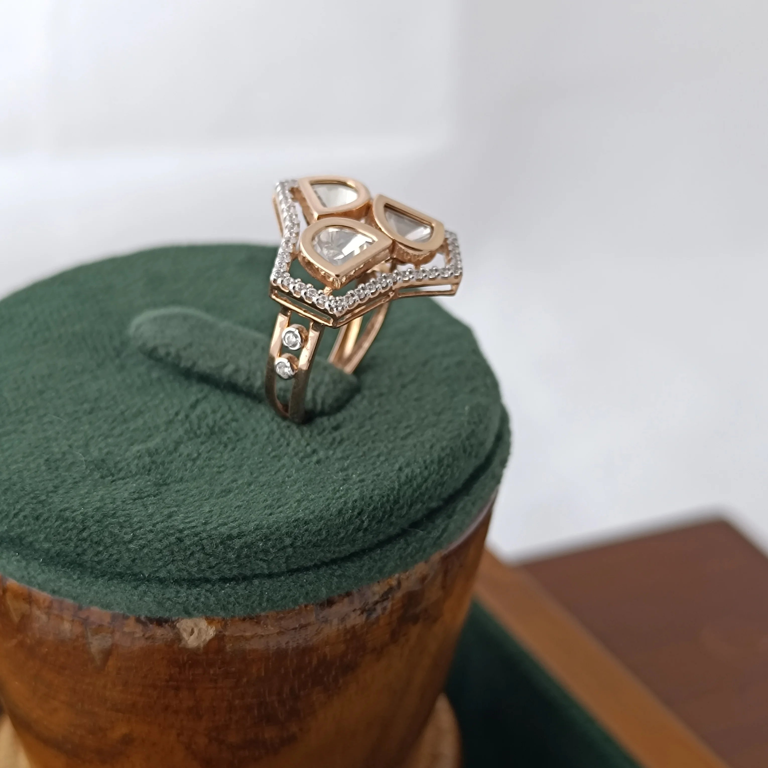 Namivaa 18ct Gold Pear Cut Cubic Zirconia Cluster Halo Ring Women Luxury Geometric Statement Design Wedding Party Fine Jewelry