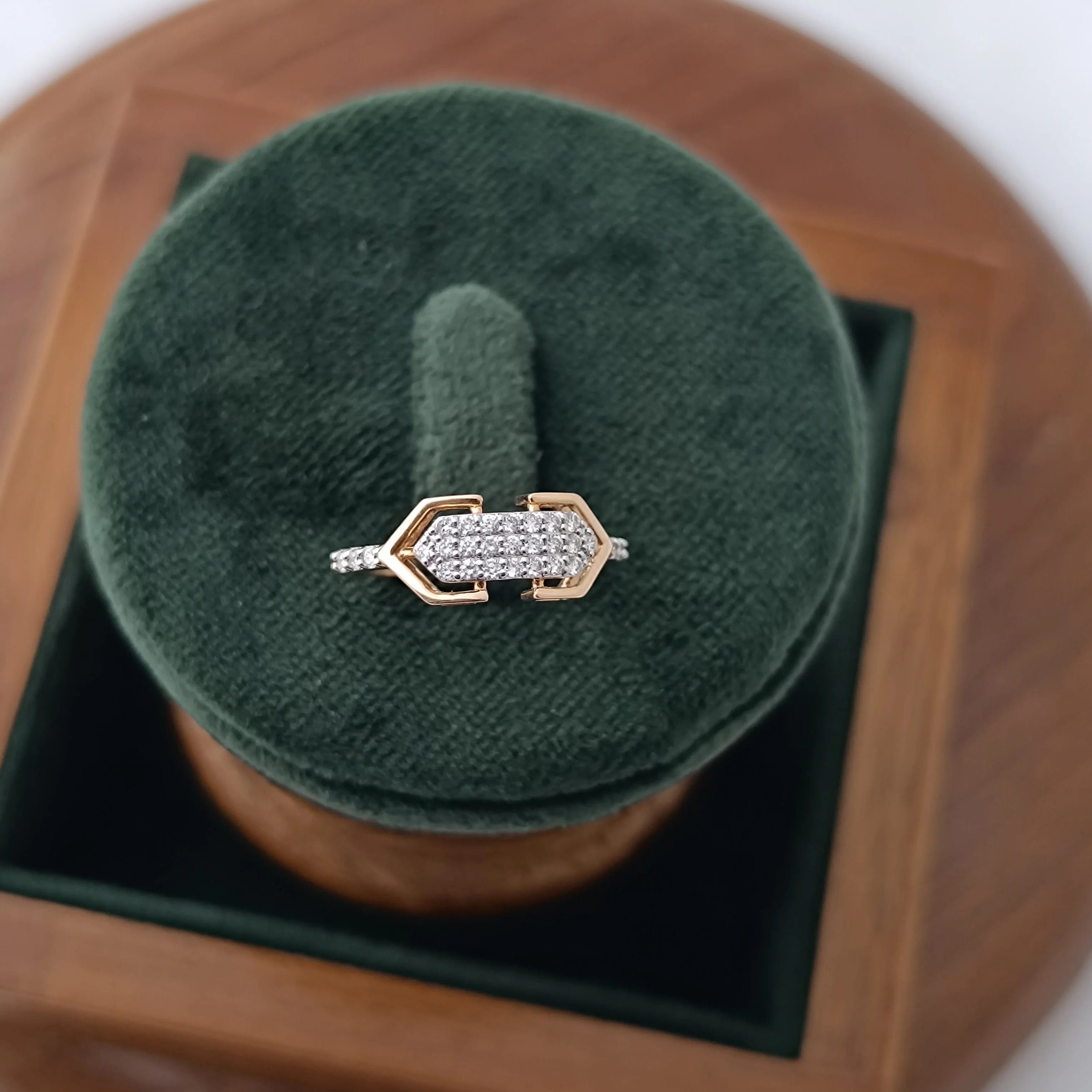 Namivaa 18ct Gold Cubic Zirconia Geometric Hexagon Link Ring Women Modern Minimalist Statement Design Wedding Party Daily Wear
