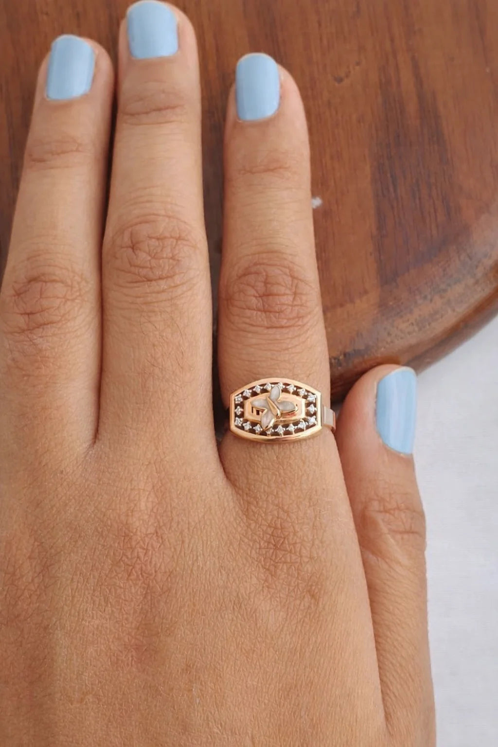 Namivaa 18K Rose Gold Butterfly Motif Vintage Filigree Diamond Designer Statement Ring Women Daily Wear Party Wedding Gift High