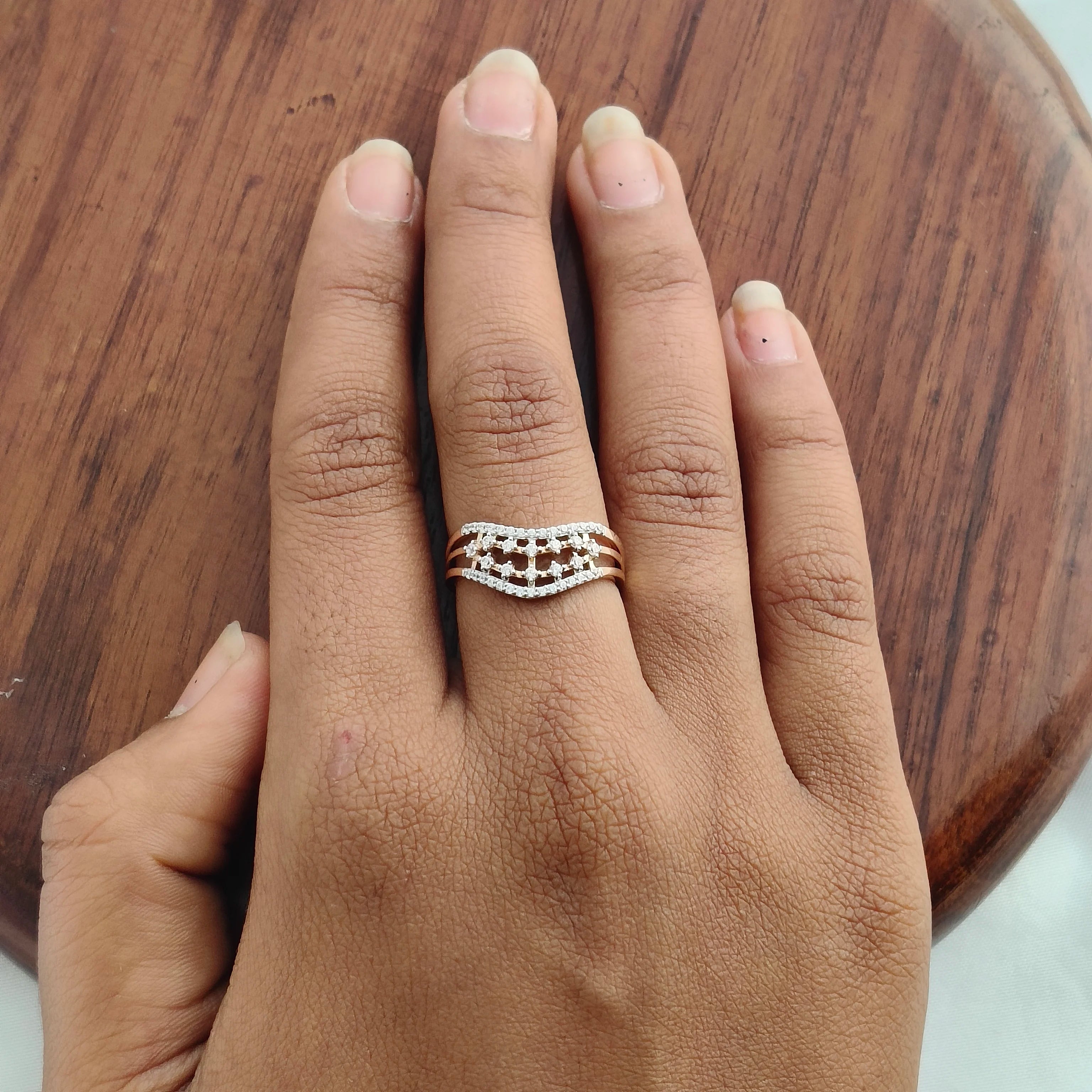 Namivaa 18K Rose Gold Cluster V Shape Ring Women Elegant Multi Row Pave Setting Fine Jewelry Daily Wear Gift