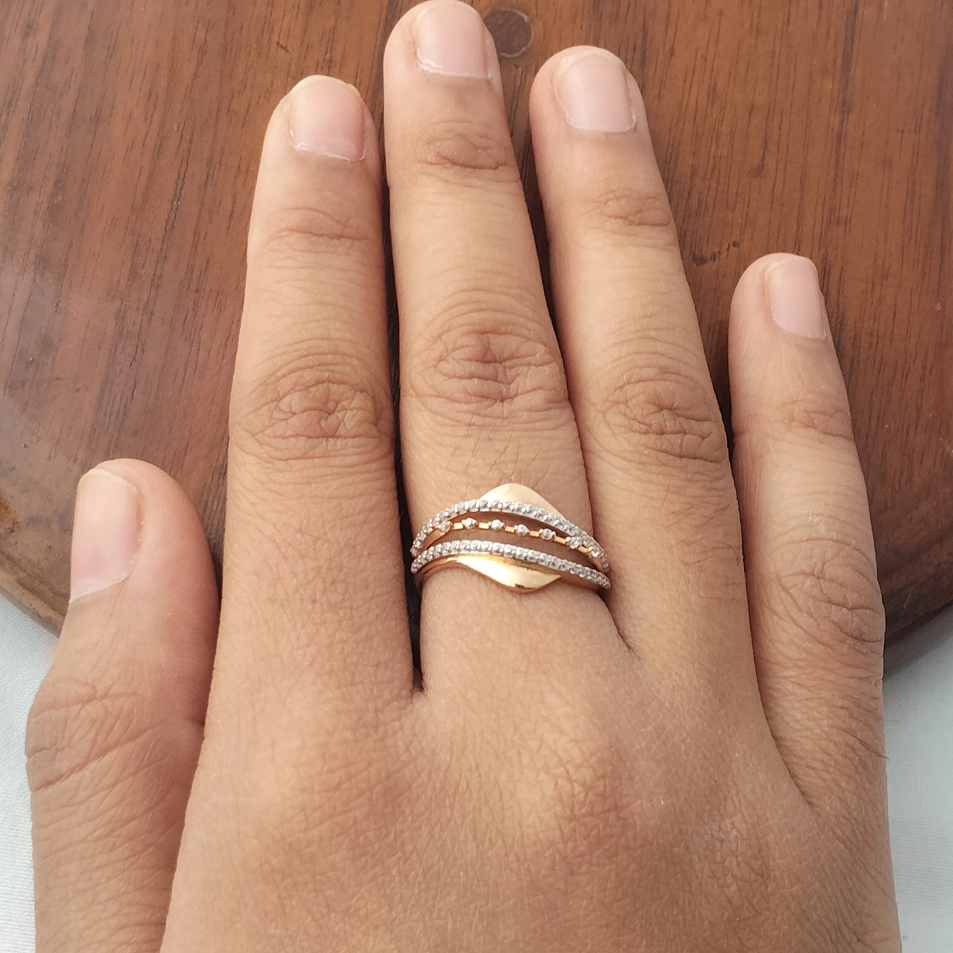18k Gold Diamond Twist Wedding Band Ring Elegant Crossover Infinity Design Minimalist Women Polished Finish Fine