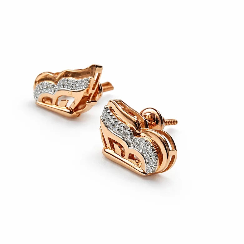 Elegant 18K Rose Gold Luxury Butterfly Pendant Necklace Brilliant White Cut Accents Women Sophisticated Jewelry Gift