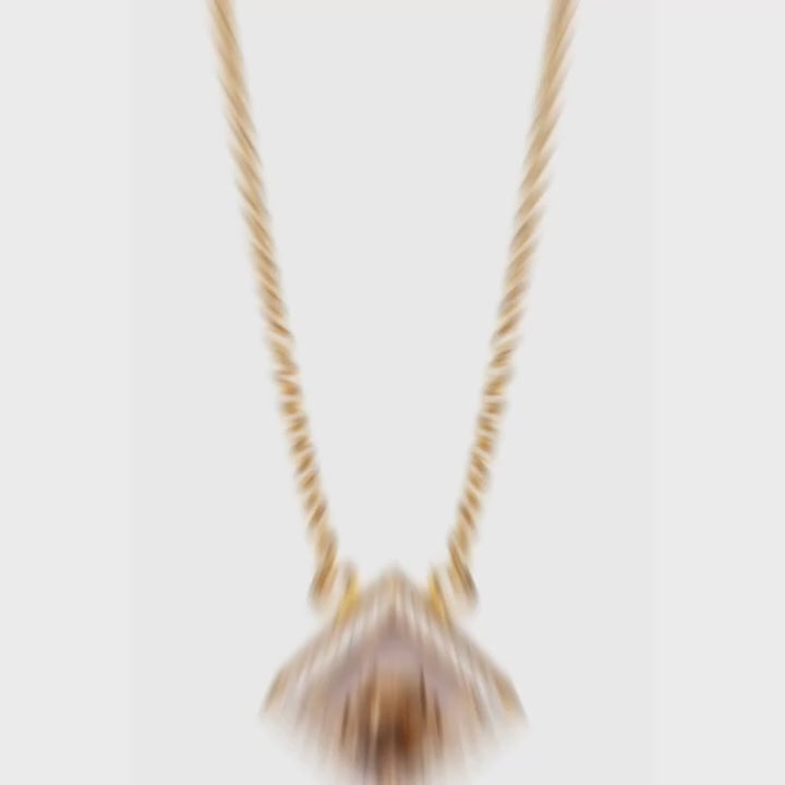 Load video: Namivaa Fashion 18K Rose Gold Flora Diamond Frame Pendant Necklace Women Elegant White MOP Link Chain Jewelry Gift